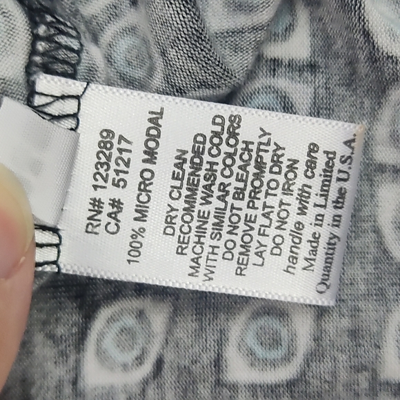 Lauren Moshi Eye Patterned Tank - Picture 11 of 11